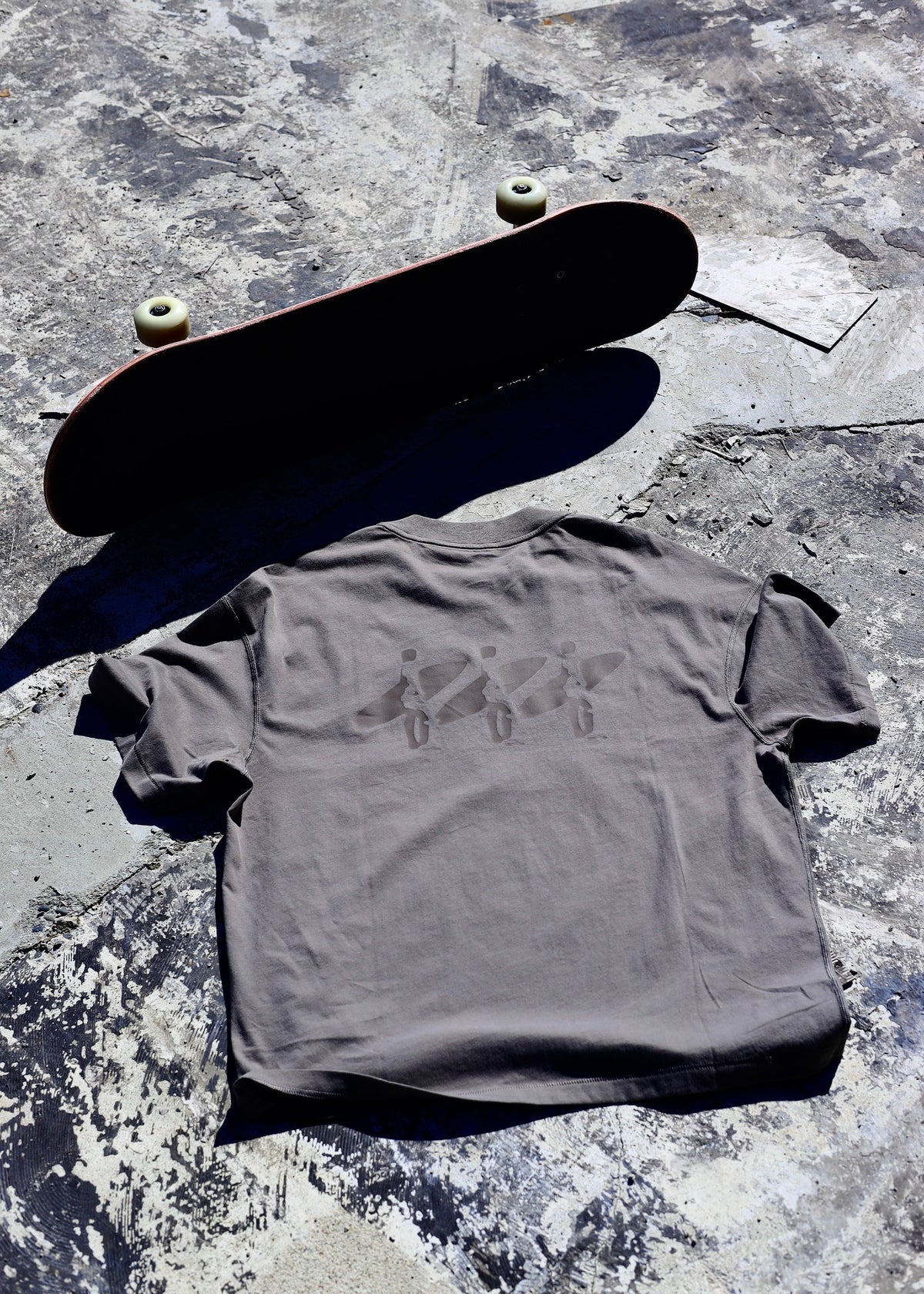 Cabin Smoke | Lifestyle Back
