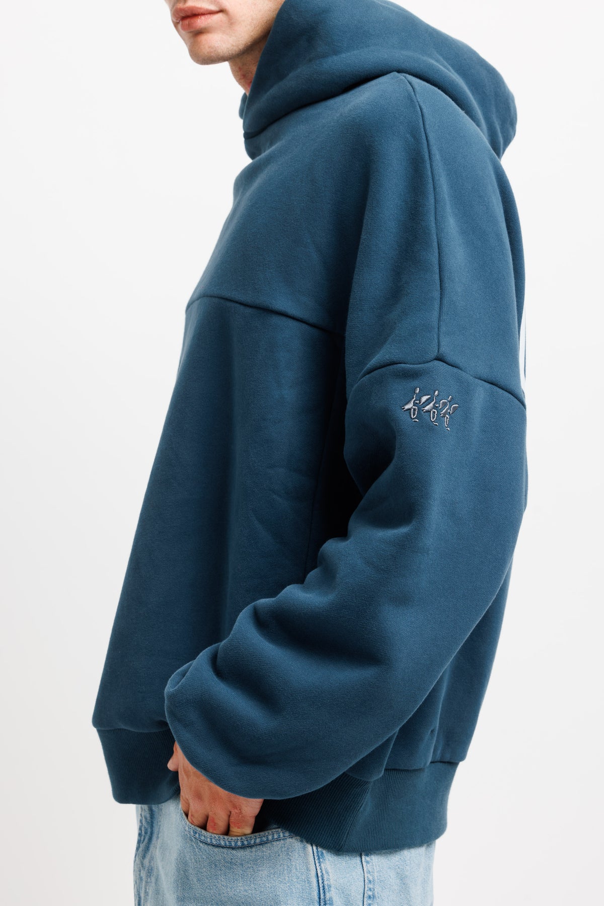 Stillwater Blue | On Model Profile Detail